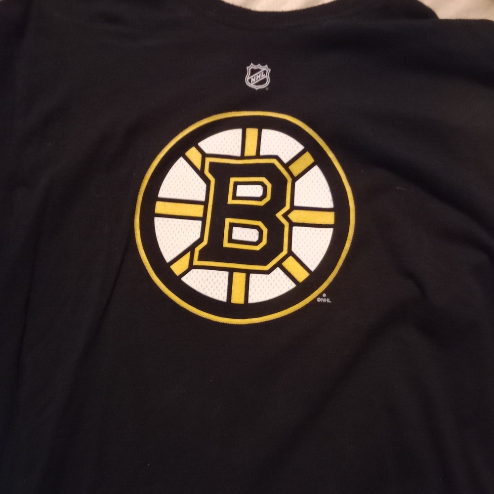 Black and Yellow NHL Team T-Shirt